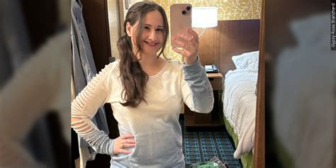 Gypsy Rose Blanchard says her cellmate liked playing with her。